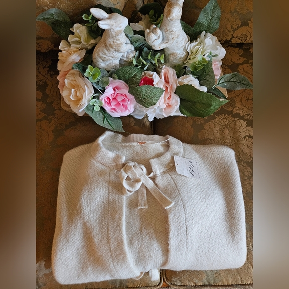 NWT Free people Ivory Bow Cardi - Picture 16 of 16